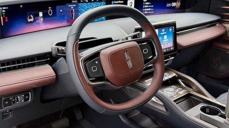 2026 Lincoln Nautilus Black Label steering wheel