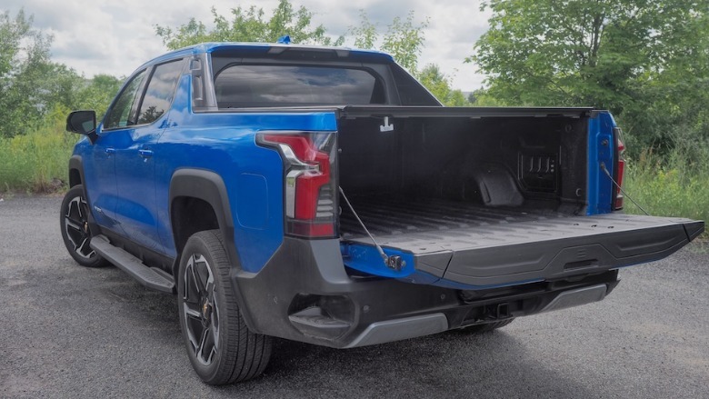 Tailgate open