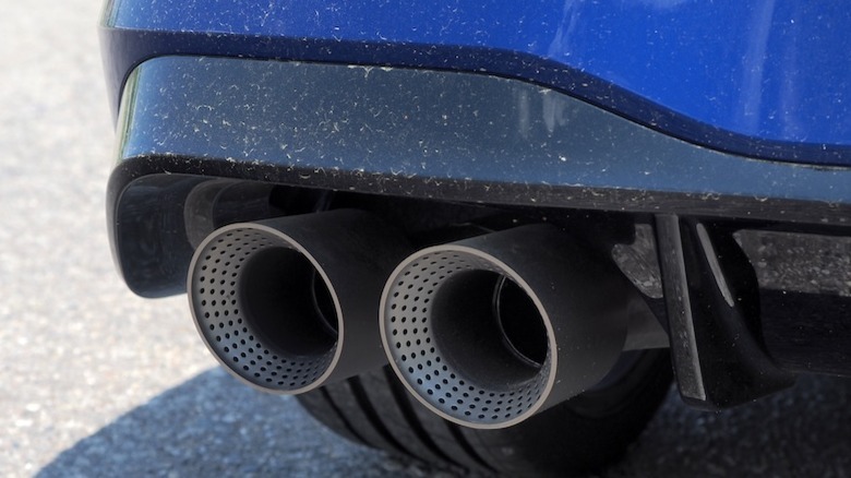 Optional titanium tailpipes