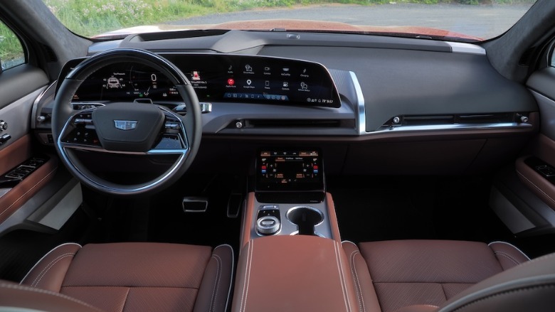 2026 Cadillac Vistiq dashboard