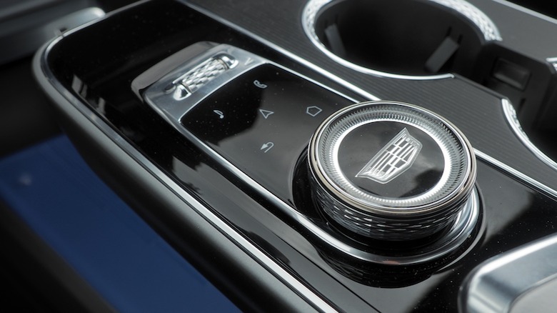 Lyriq controls