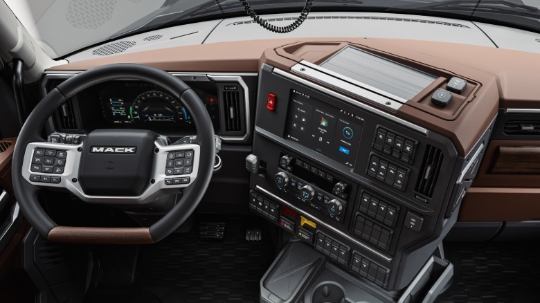 Dashboard of Mack Keystone