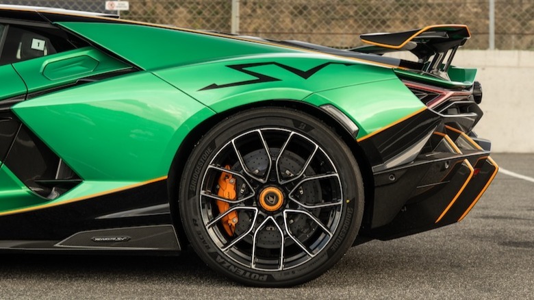 Rear wheel detail