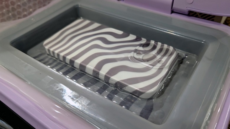 Suction in HTVRONT sublimation heat press