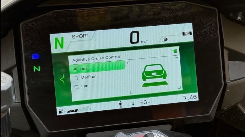 Kawasaki Ninja H2 SX Radar Cruise Control settings