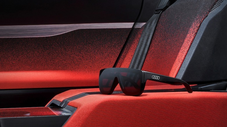 Activesphere AR glasses