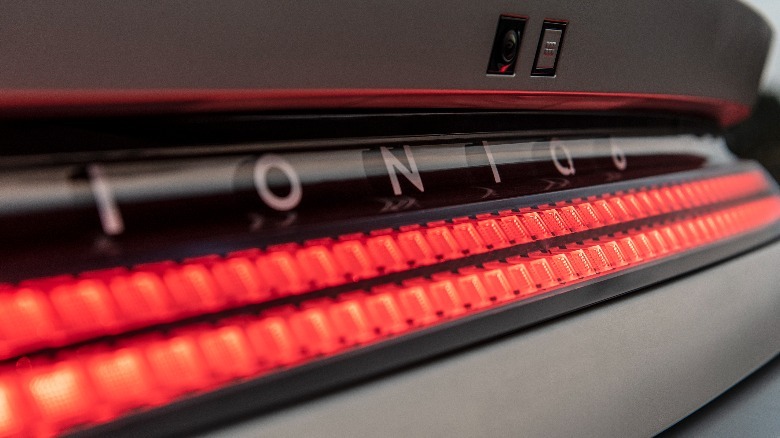 Hyundai Ioniq 6 taillight closeup
