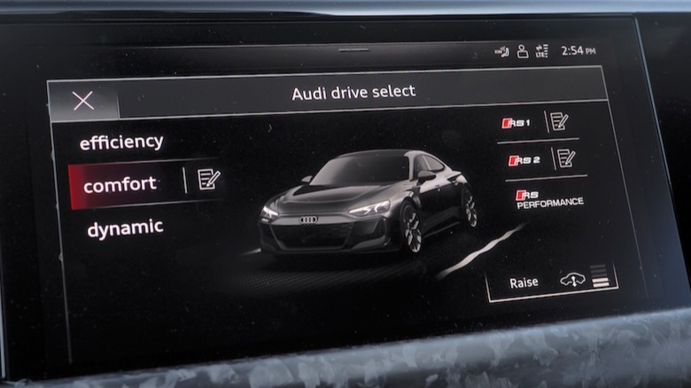 Audi drive select UI