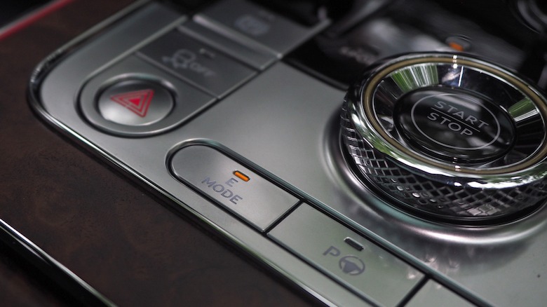 Flying Spur E Mode button