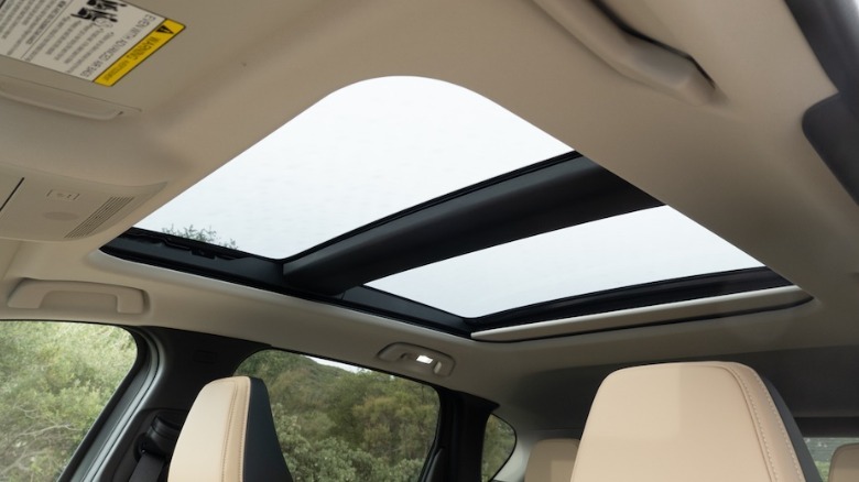 CX-5 sunroofs