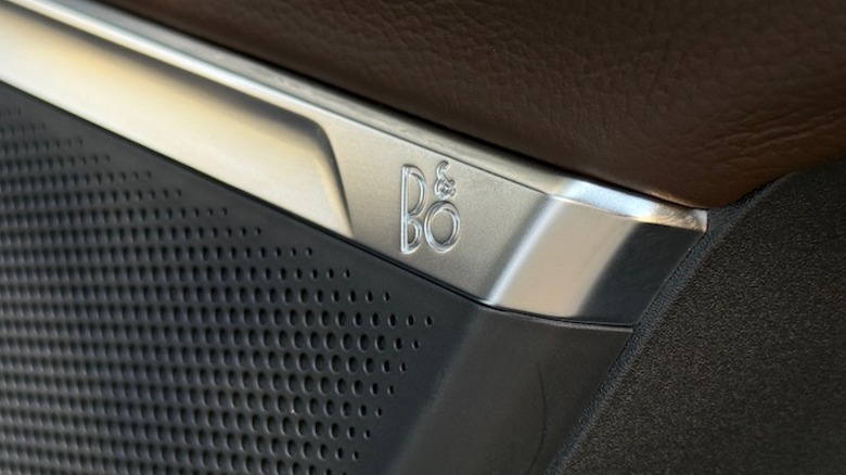 2025 Ford Expedition B&O stereo