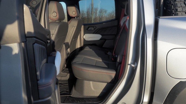 Canyon rear seats