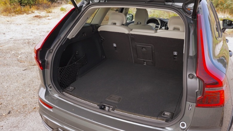 2026 Volvo XC60 B5 Cargo Space