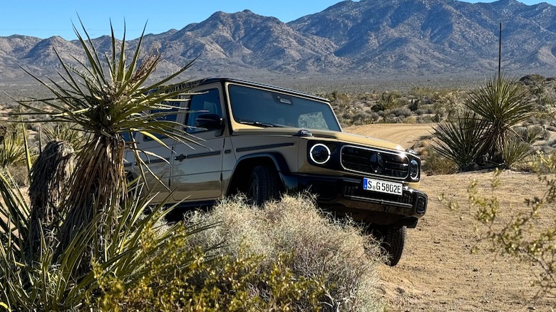 Mercedes-Benz G 580 off-roading in desert