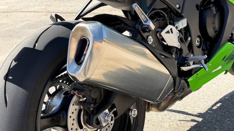 2026 Kawasaki Ninja ZX-10R exhaust muffler