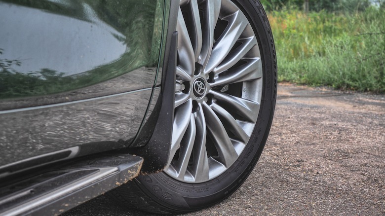 Highlander front wheel