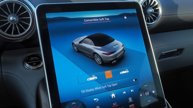 Convertible soft top control