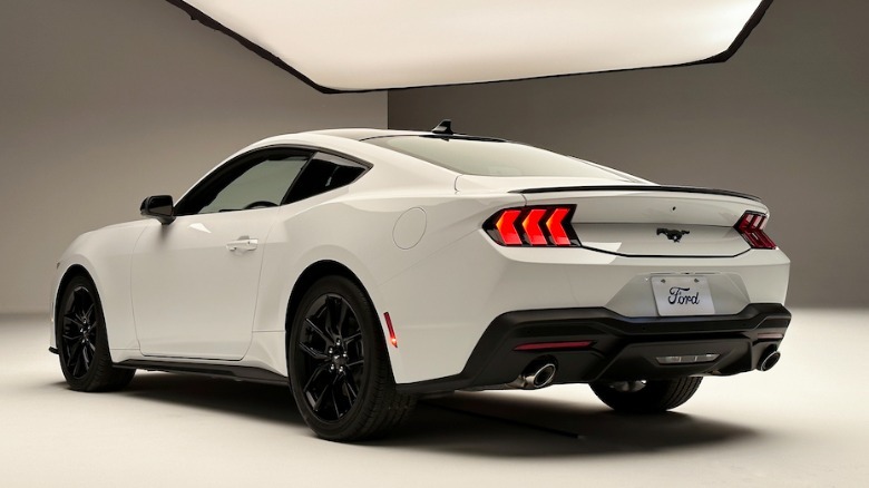 Ford'S Gamble: Will It Pay Off Or Lead To Ruin? - 6jcwd8w