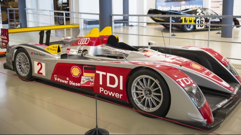 Audi R10 TDI American LeMans racer