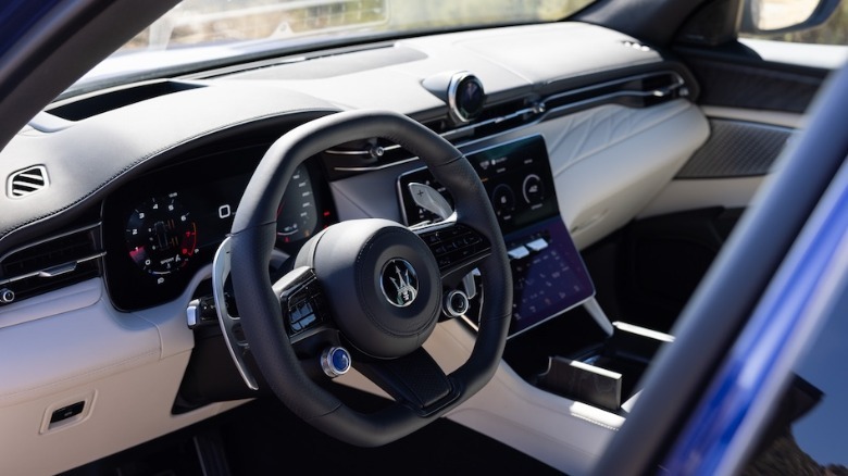 2027 Grecale dashboard