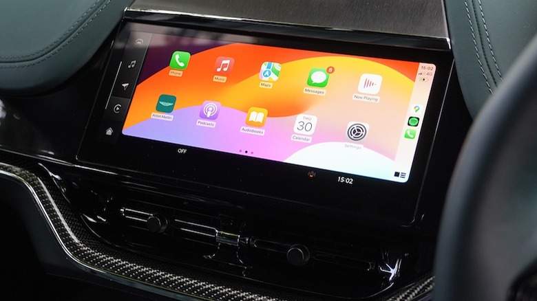 Apple CarPlay on DBX touchscreen