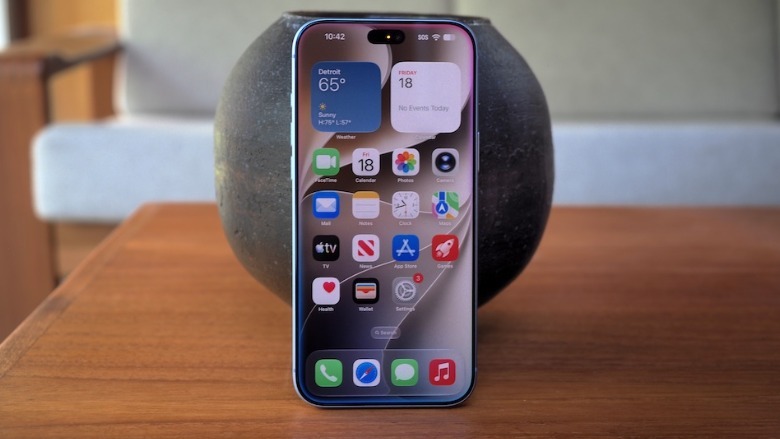iPhone 18 Pro Max Siri UI