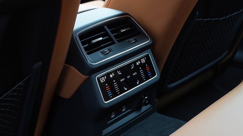 Rear HVAC controls