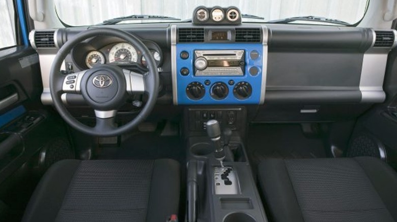 Toyota FJ Cruiser interior dashboard