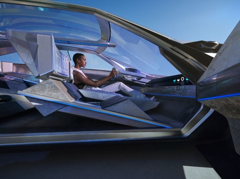 Peugeot Inception Concept interior driver