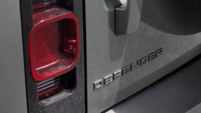 Defender badge and lamp detail