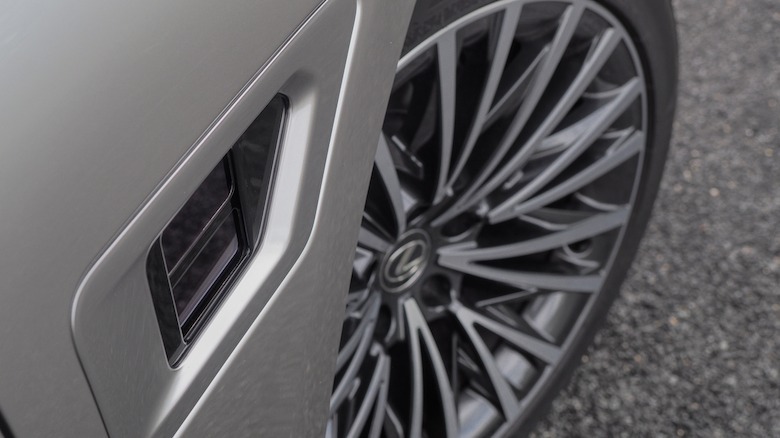 2024 Lexus LS 500 Side sensor