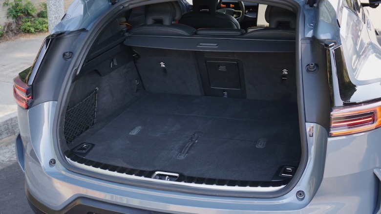 2025 Polestar 3 trunk