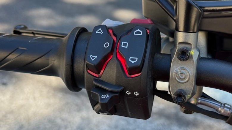 2026 Ducati XDiavel V4 handlebars