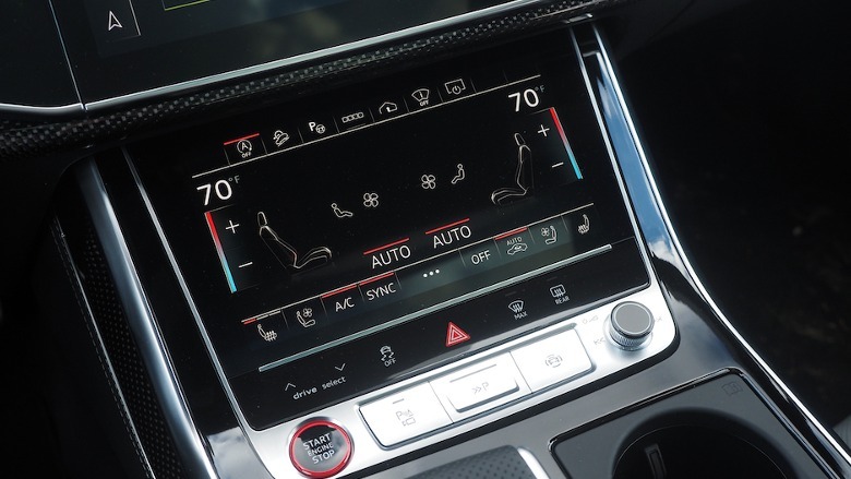 Audi SQ7 Lower touchscreen