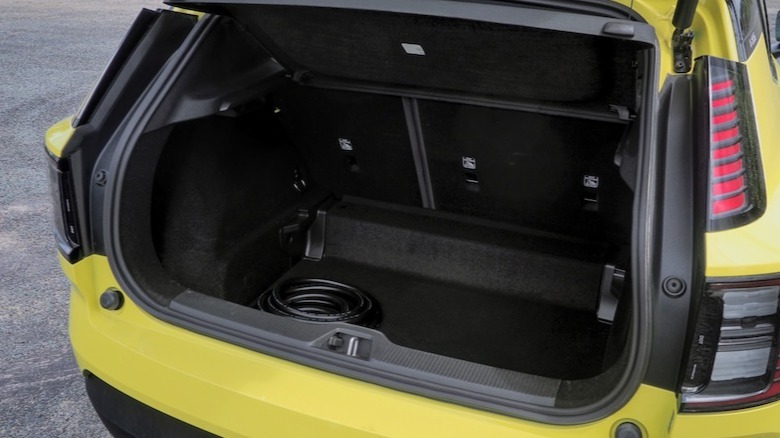 EX30 open trunk