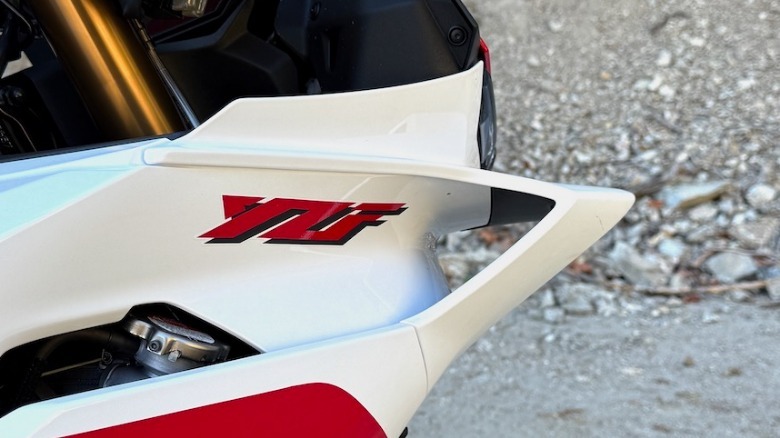 2026 Yamaha R9 70th Anniversary Edition front fairing winglet