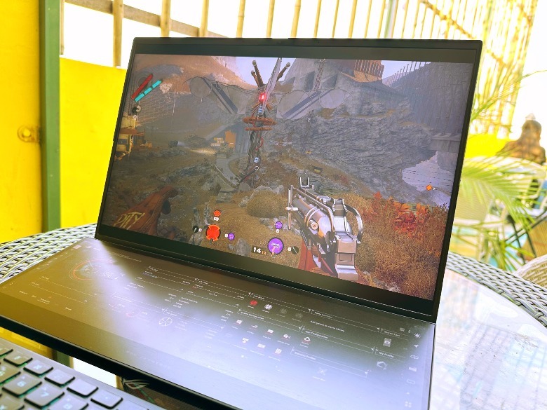 Playing Deathloop on Asus ROG Zephyrus Duo 16