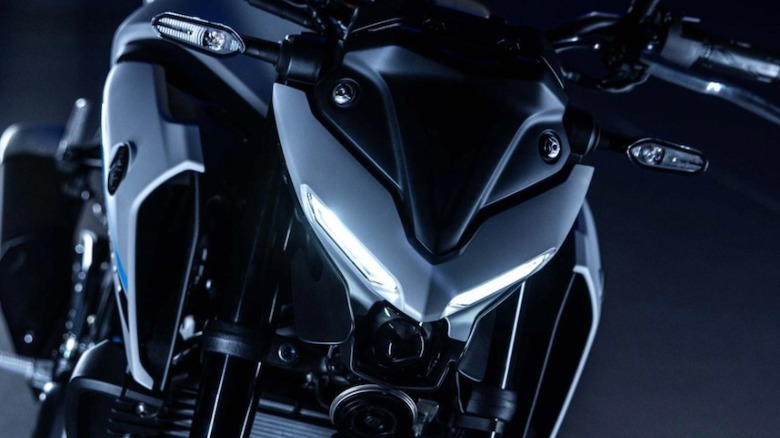 Yamaha MT-03 refreshed front design with LED headlight