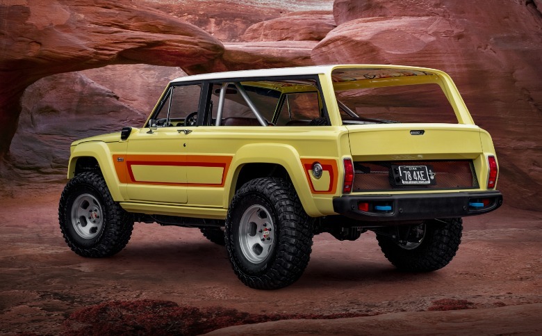 Jeep 1979 Cherokee 4xe Concept rear