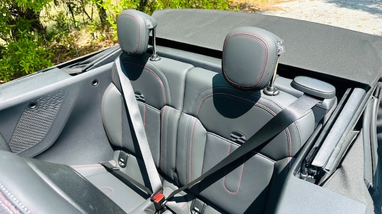 Mini convertible rear cabin