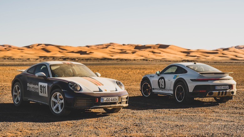 911 Dakar liveries