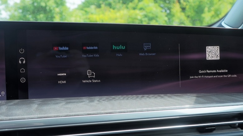 Front passenger screen