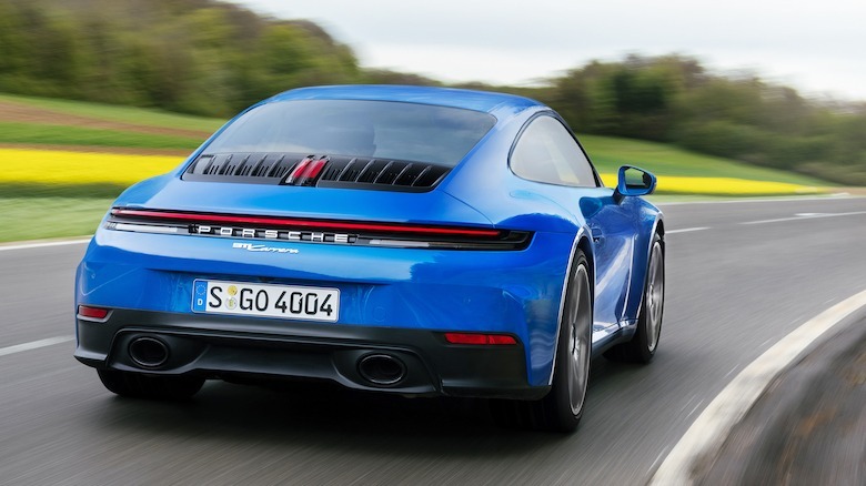 2025 Porsche 911 Carrera