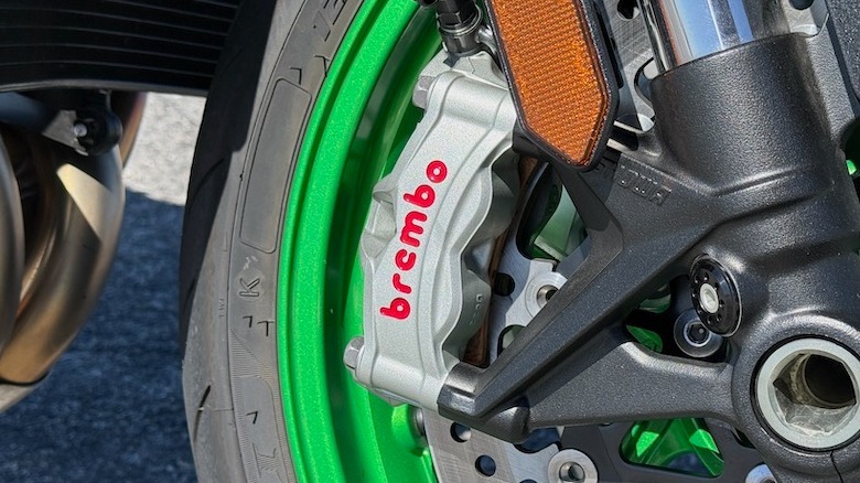 2026 Kawasaki Z H2 front Brembo brakes
