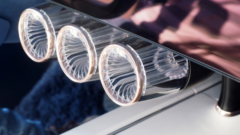 Mercedes-Benz VISION EQXX air vents