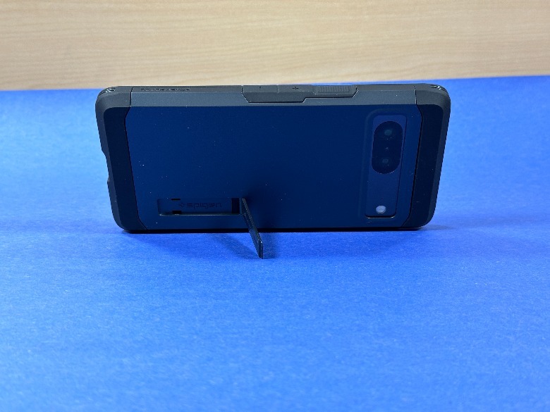 Spigen case with kickstand