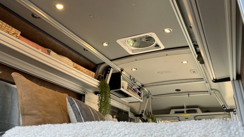 2023 Ford Transit Trail