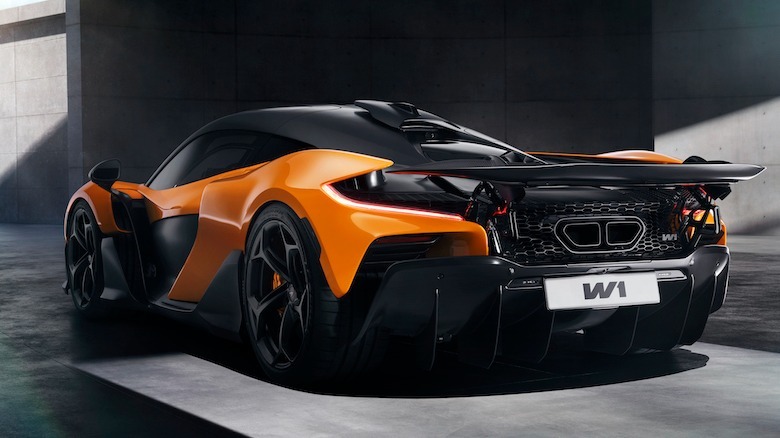 McLaren W1 galinis