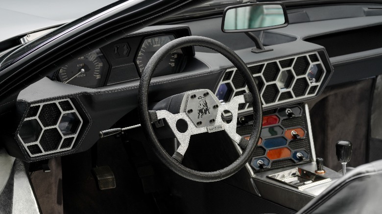 lamborghini marzal steering wheel