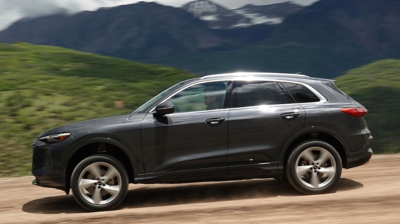 2025 Audi Q5 in profile on mountain road